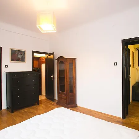 Stefan Luchian Apartament Bukareszt